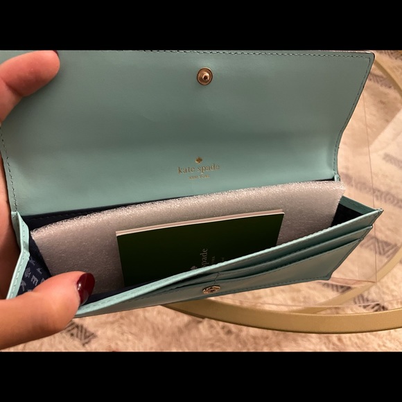 Brand New in Box Kate Spade Wallet - Picture 7 of 7